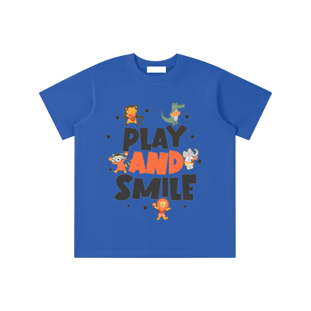 Play and smile Essential Kids' T-shirt